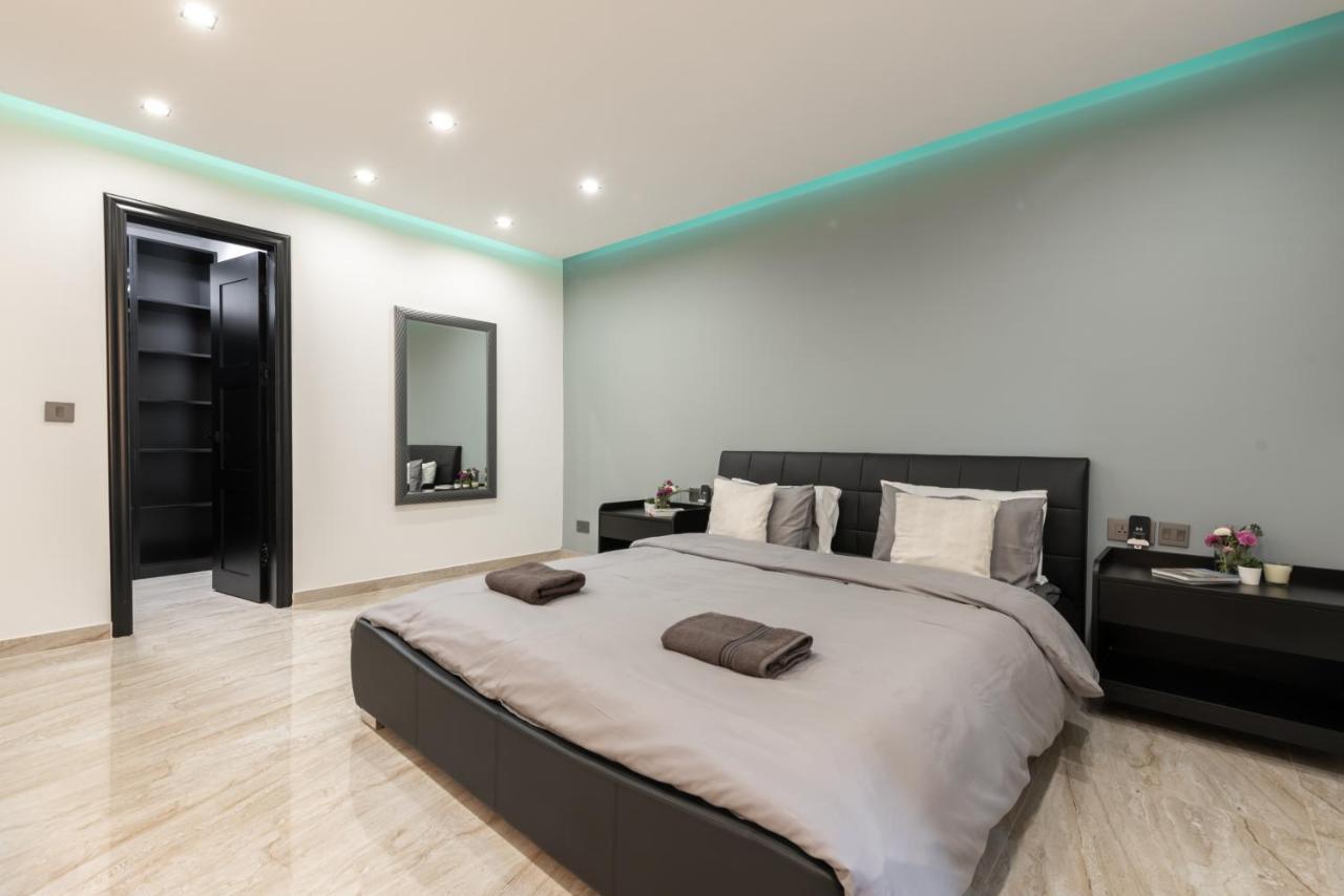 Luxury 2 Bed Apartment In The Heart Of St Julians Saint Julian's Exterior foto